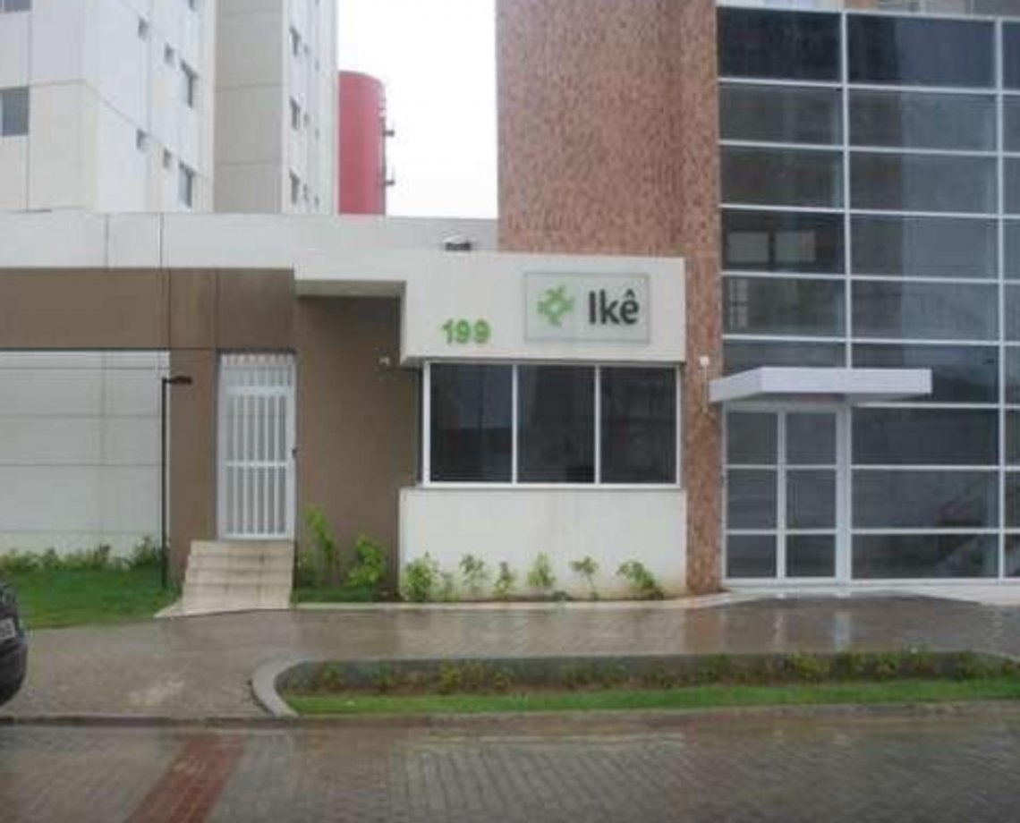 Menina de 5 anos cai do 2&ordm; andar de pr&eacute;dio no Imbu&iacute; no mesmo condom&iacute;nio que bab&aacute; pulou para fugir da patroa