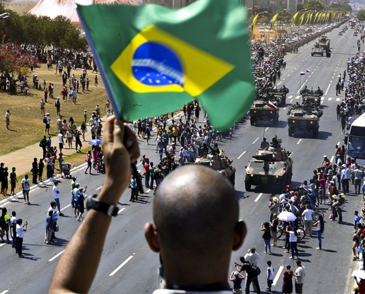 Estados reforçam segurança contra possível violência no 7 de Setembro; Bolsonaro discursa em São Paulo e Brasília,