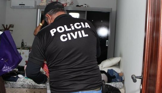 Mansão que abrigava casa de prostituição em Salvador era frequentada por conhecidos e polícia chegou ao local antes de "prêmio"