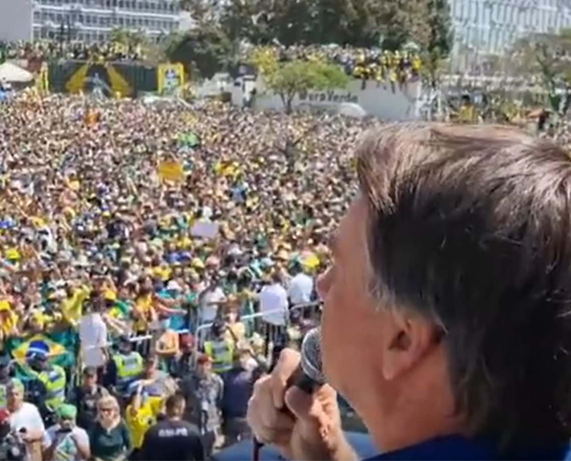 Durante discurso em Brasília, Bolsonaro faz ameaça ao STF e ministro Fux 