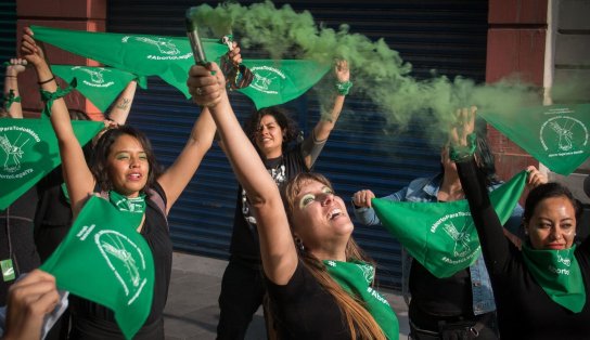 Em meio a manifestações e atos a favor, Suprema Corte do México decide descriminalizar o aborto no país