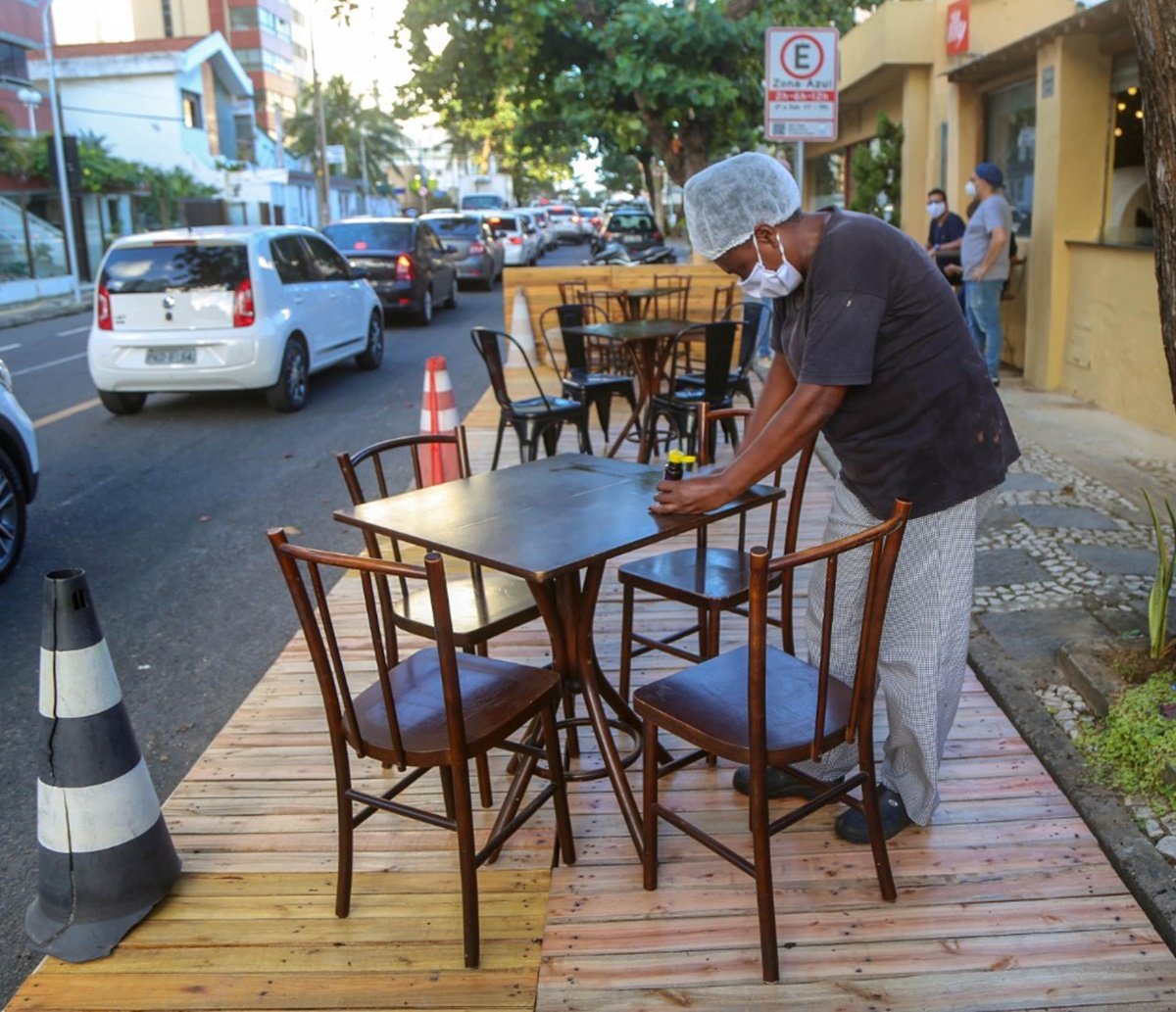 Prefeitura tira todas restrições para o comércio em Salvador e autoriza redução do distanciamento social