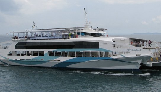 Ladrão assalta mulher durante travessia do ferry boat e obriga vítima a beijar sua boca; "segurança nada fez"