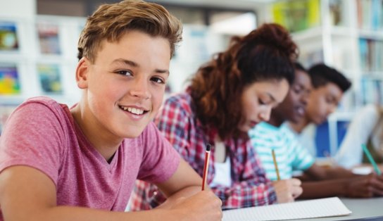 Programa Somos Futuro seleciona estudantes para bolsas integrais no ensino médio 