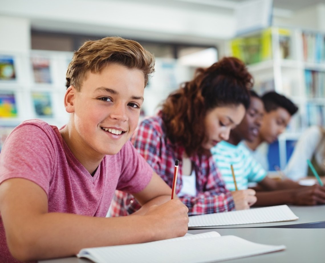 Programa Somos Futuro seleciona estudantes para bolsas integrais no ensino médio 