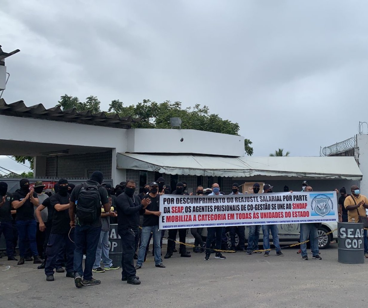 Monitores de ressocialização reivindicam reajuste salarial e paralisam atividades no Complexo Penitenciário da Mata Escura