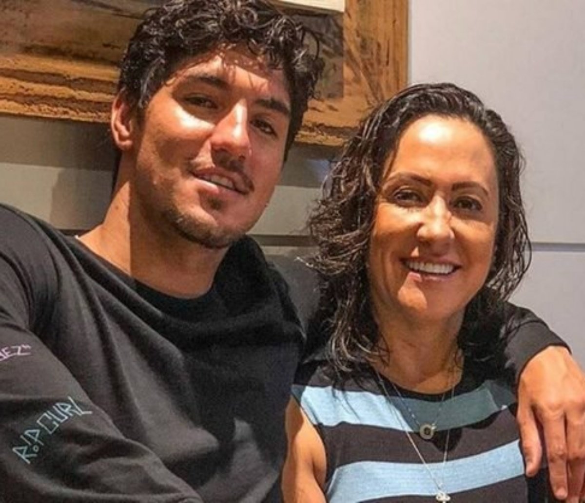 Gabriel Medina fez acordo milionário com a mãe pra ela deixá-lo em paz, afirma colunista