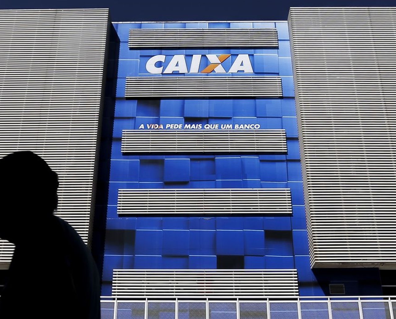 Caixa paga hoje auxílio emergencial a nascidos em junho