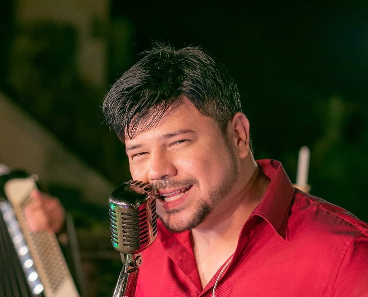 Cantor sertanejo é achado morto dentro de carro; apresentava sangramento no nariz e na boca