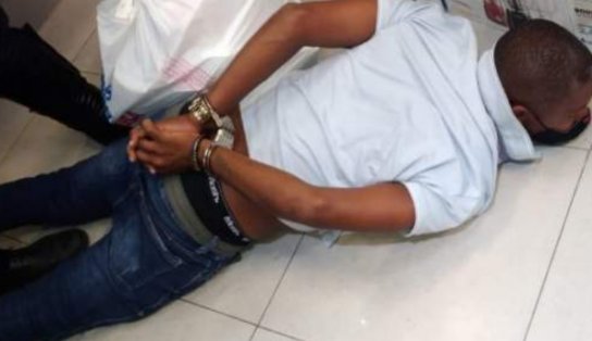 Audacioso, homem se esconde em loja de eletrônicos em Shopping e tenta furtar mais de 40 celulares, em Salvador