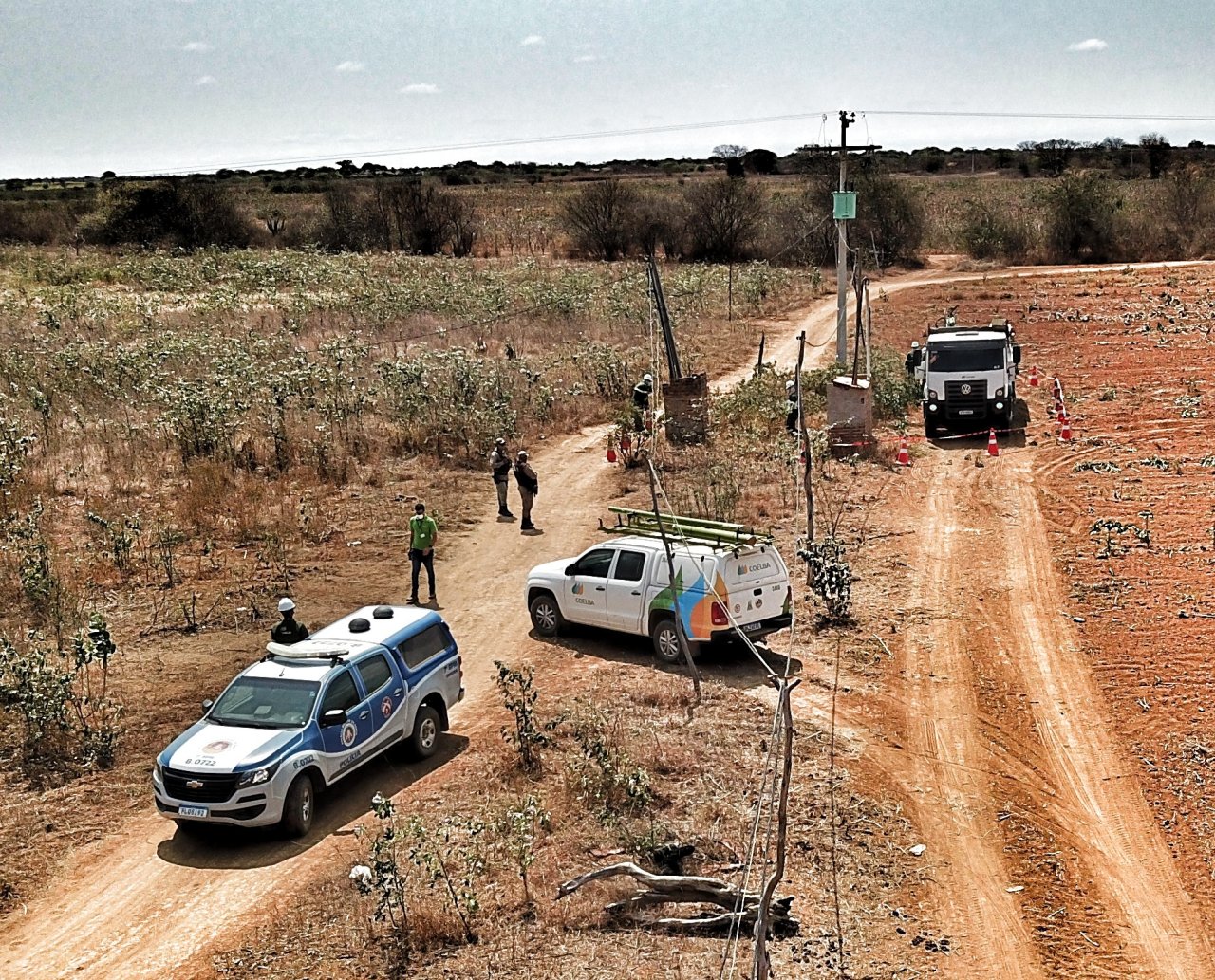 Dentro de fazenda, Coelba acha "gato" de energia que dava abastecer 670 casas por um mês 