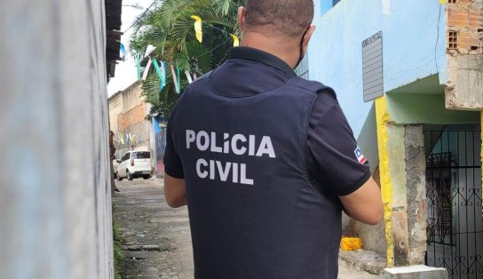 Homem investigado por matar e enterrar companheira em terreno baldio é preso no sul da Bahia