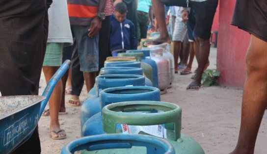 Em nova ação, gás será vendido pela metade do preço em bairro de Salvador na segunda; veja como conseguir 