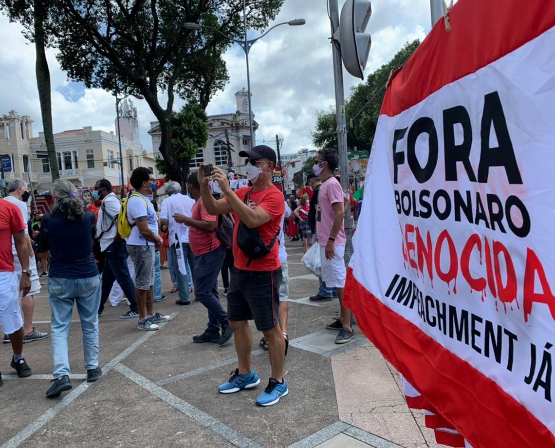 Salvador: manifestantes se reúnem no Campo Grande em protesto contra Bolsonaro; veja fotos