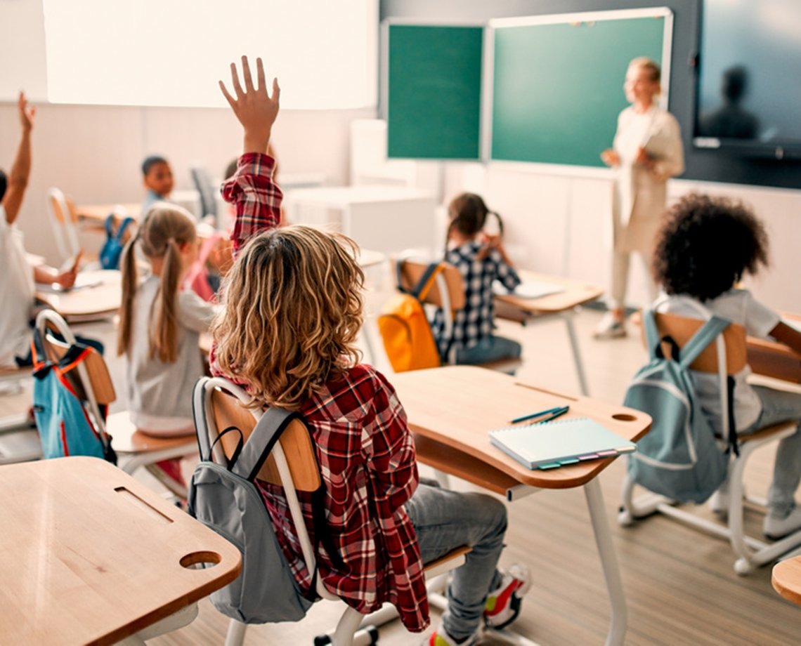 Habilidades do aluno no futuro devem ser incluídas na educação escolar, aponta especialista