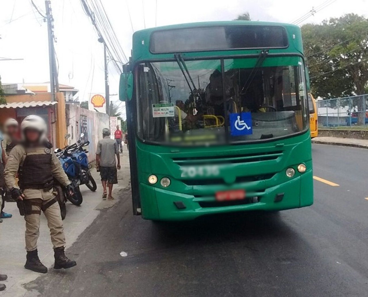 Após tentativa frustrada de assalto em ônibus, suspeitos são baleados por passageiro; ação foi no bairro de São Caetano 