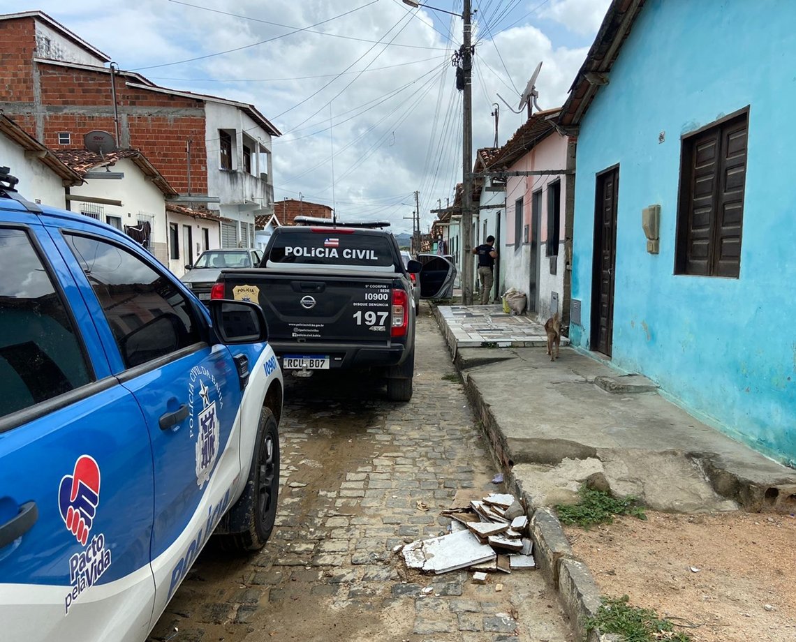 Em uma única operação, polícia prende mais de 60 na Bahia; um suspeito morreu