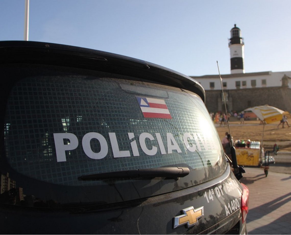 "Tá barril!": após polícia intensificar ações na Barra, criminosos arrombam loja de carnes no bairro