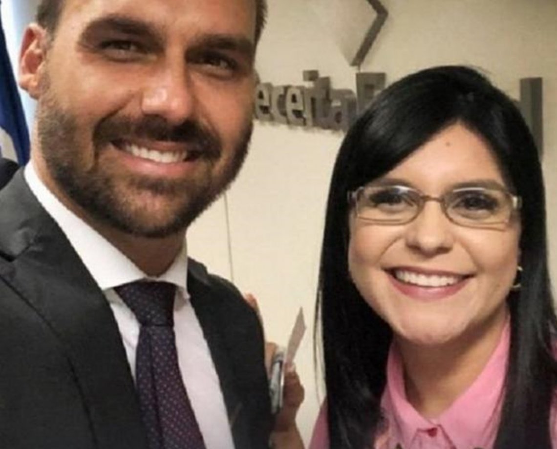 Denúncia de Dayane Pimentel (PSL-BA) contra Eduardo Bolsonaro está travada há um mês na Câmara