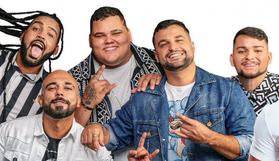 Grupo carioca Menos é Mais anuncia primeiro show em Salvador e divide o palco com Dilsinho 