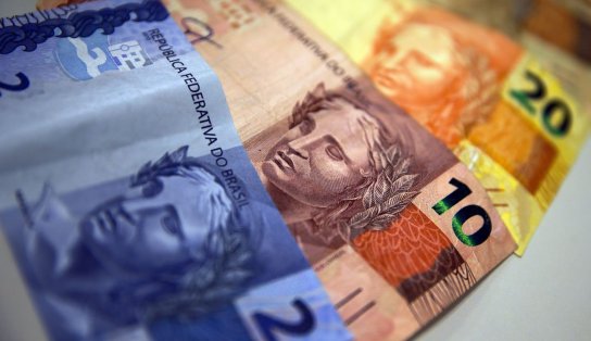 É oficial: Auxílio Brasil terá reajuste de 20% em relação ao Bolsa Família e pagará mínimo de R$ 400