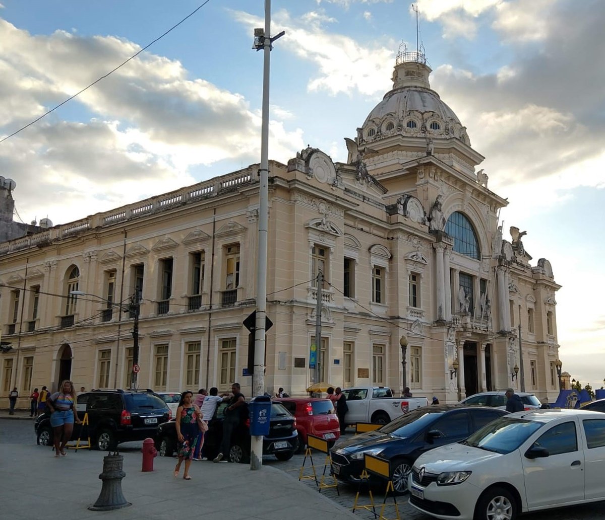 Governo da Bahia desapropria área no Centro Histórico de Salvador e Palácio Rio Branco deve virar hotel