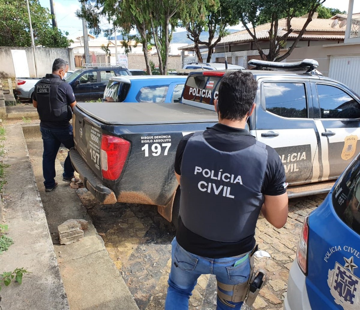 Adolescente é obrigada a fazer sexo com namorado da mãe após ele ameaçar as duas de morte na Bahia 