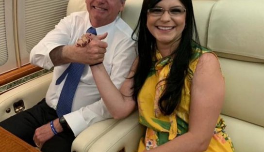 Ex-aliada de Bolsonaro, Dayane Pimentel ironiza presidente: “Virou refém do centrão”