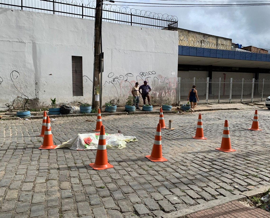 Em via pública: idoso é assassinado com tiro na cabeça no bairro da Calçada