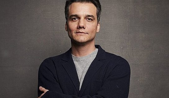 Wagner Moura diz que dificilmente interpretaria Bolsonaro; "para amigos e família, ele não é um monstro"