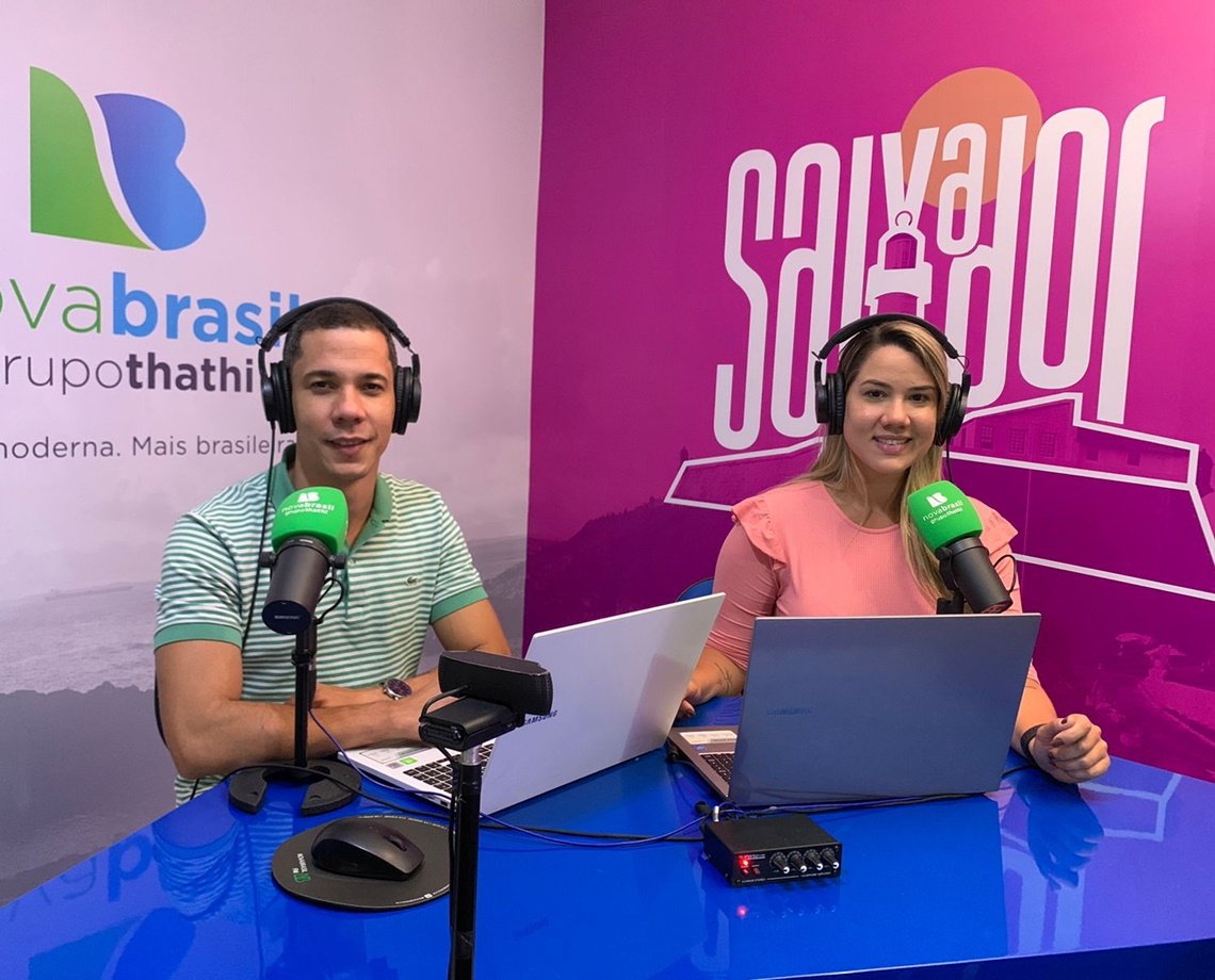 Jornalistas da TV Aratu, Daniela Mazzei e Léo Barsan comandam novo programa de rádio em Salvador