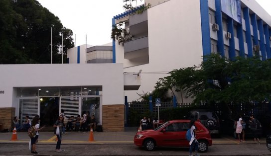 Veja prints: alunos do Sartre, tradicional escola de Salvador, ofendem colegas negros no WhatsApp; "cala a boca, macaco"