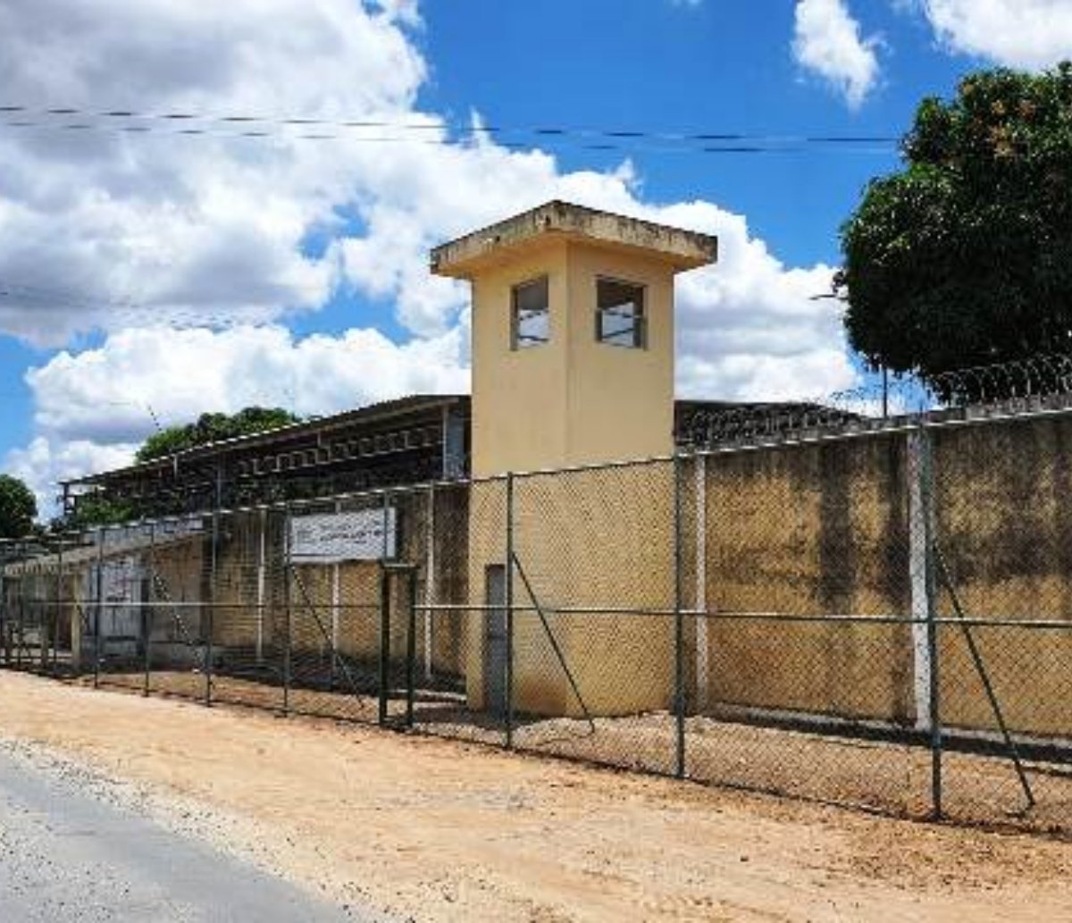 Dois homens são presos em Feira de Santana e Lauro de Freitas por homicídio de ex-presidiário