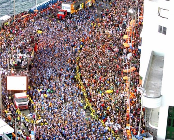 ASSISTA: Conselho Municipal do Carnaval vota a favor da folia; "viável e executável", afirma coordenador