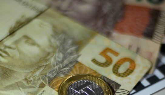 Auxílio Brasil: o que preciso saber para receber (ou não) o novo benefício do Governo Federal? Aratu On Explica