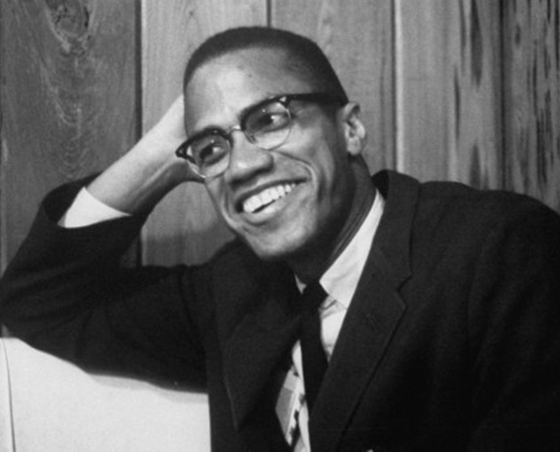 Dois homens condenados pelo assassinato de Malcolm X são absolvidos mais de 50 anos depois