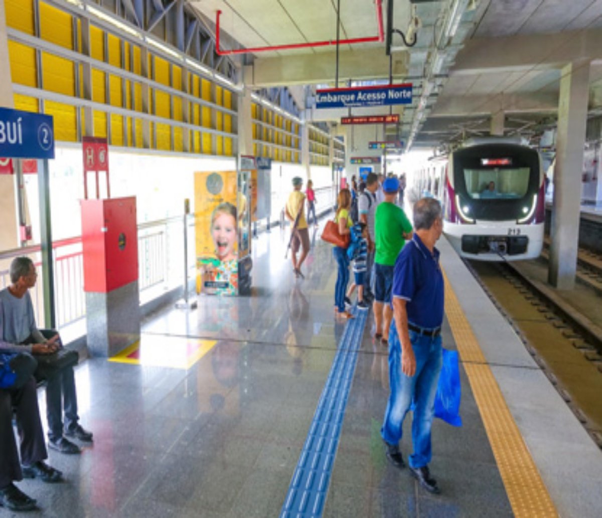 Estação de Metrô do Imbuí terá desfile de moda inspirado na cultura negra neste sábado; confira 