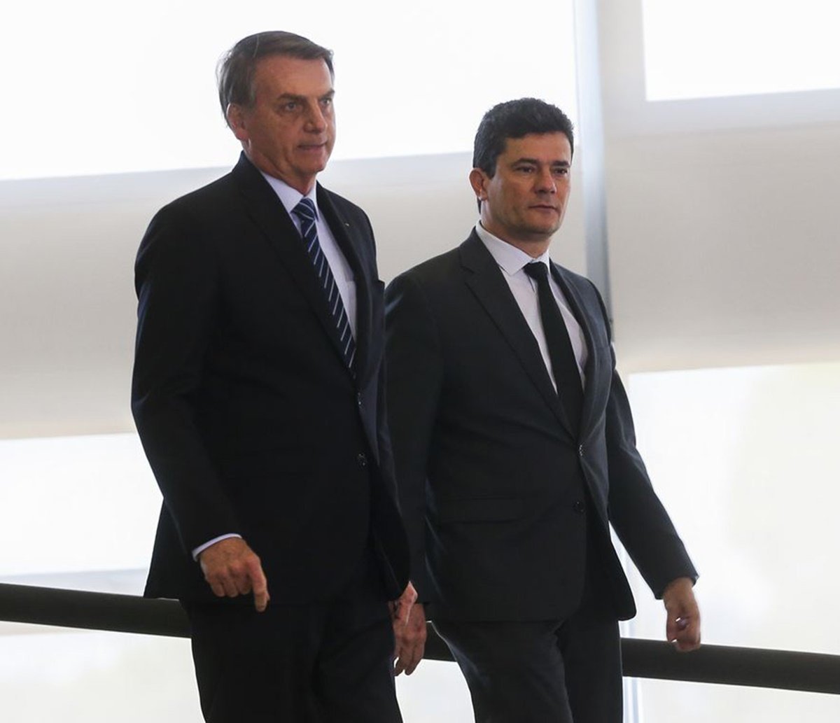 Preocupados, aliados alertam Bolsonaro sobre risco de Moro tirá-lo do segundo turno na eleição 