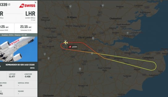 Avião faz pouso não programado por conta de cheiro de chulé; meias "suspeitas" foram encontradas na cabine dos pilotos