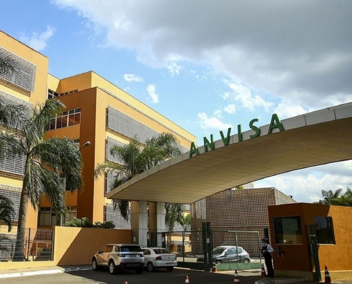 Anvisa identifica caso de Covid-19 em brasileiro que esteve na África do Sul; infectado chegou ao Brasil com teste negativo