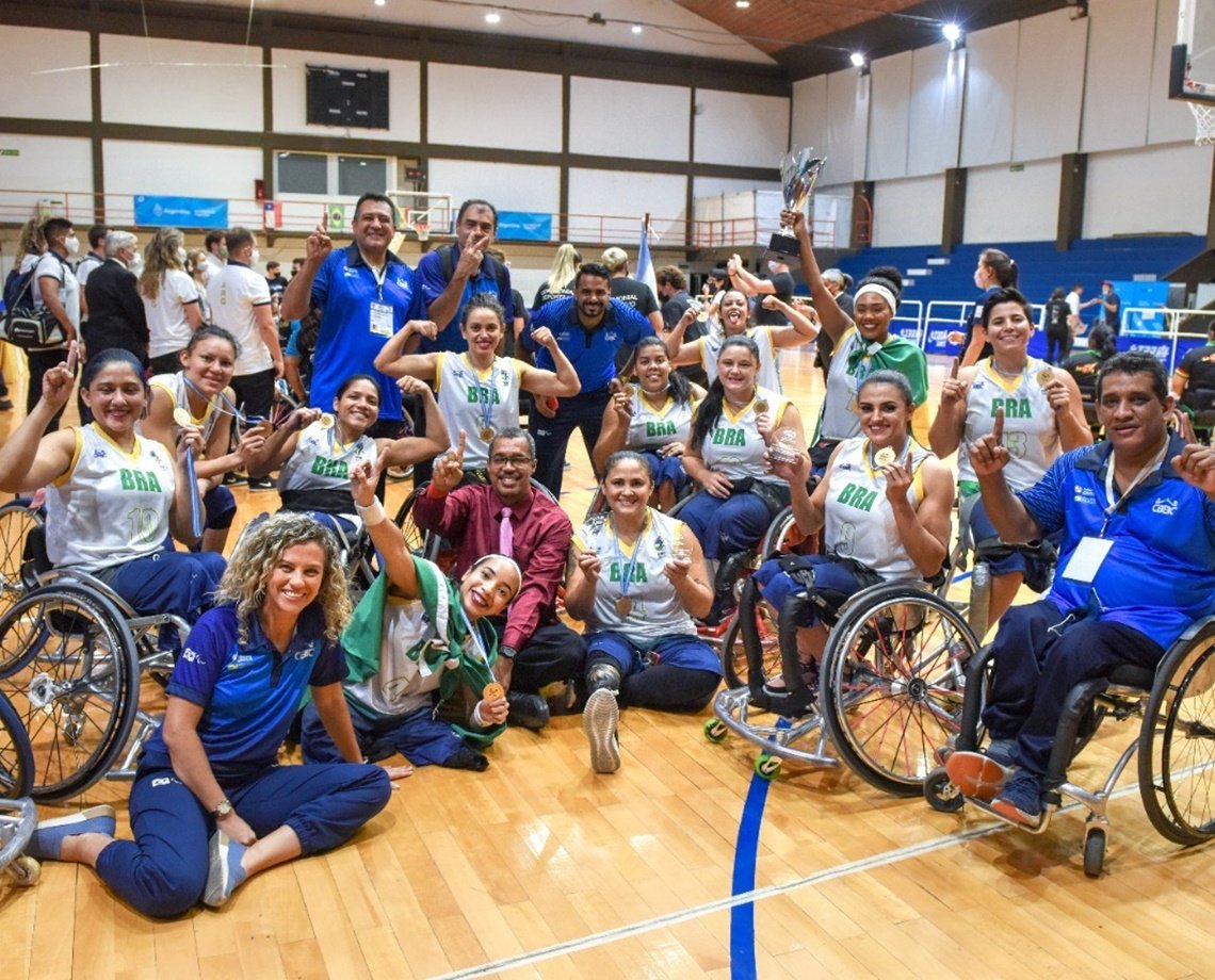 Invicta: Seleção de Basquetebol em cadeiras de rodas é campeã Sul-Americana; técnico é guarda municipal em Salvador