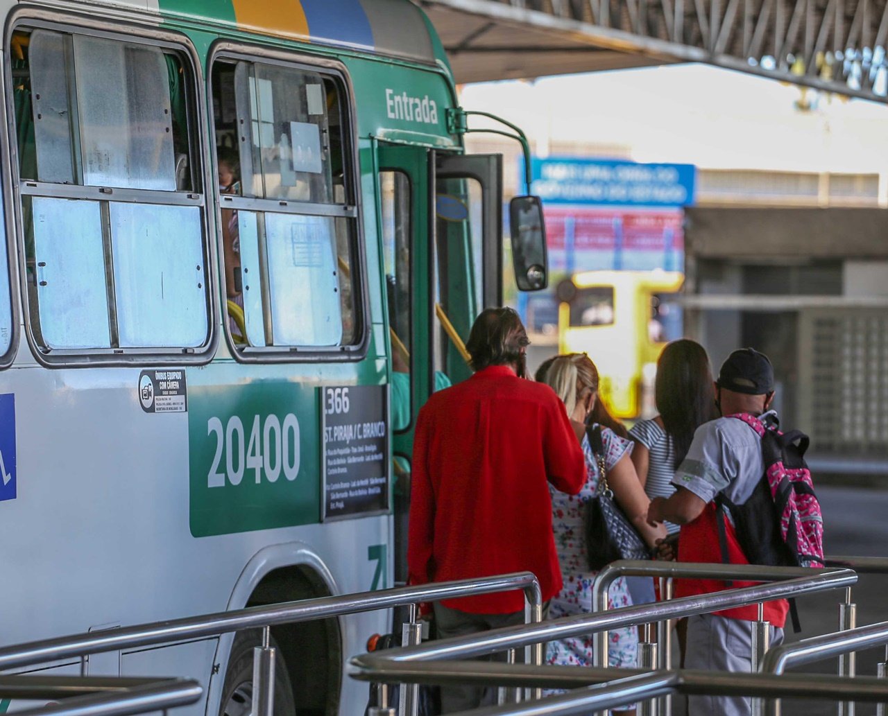 Linhas de ônibus em Salvador passarão por mudanças a partir deste sábado; veja o que será afetado 