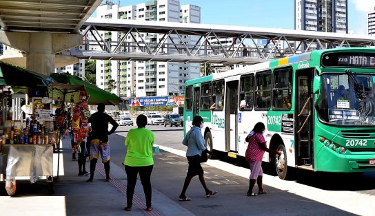 Prefeitura apresenta novidade para mulheres que andam de ônibus em Salvador