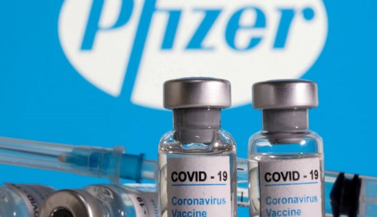 Crianças entre 5 e 11 anos poderão receber vacinas da Pfizer, autoriza Anvisa; tampa do frasco terá cor diferente 