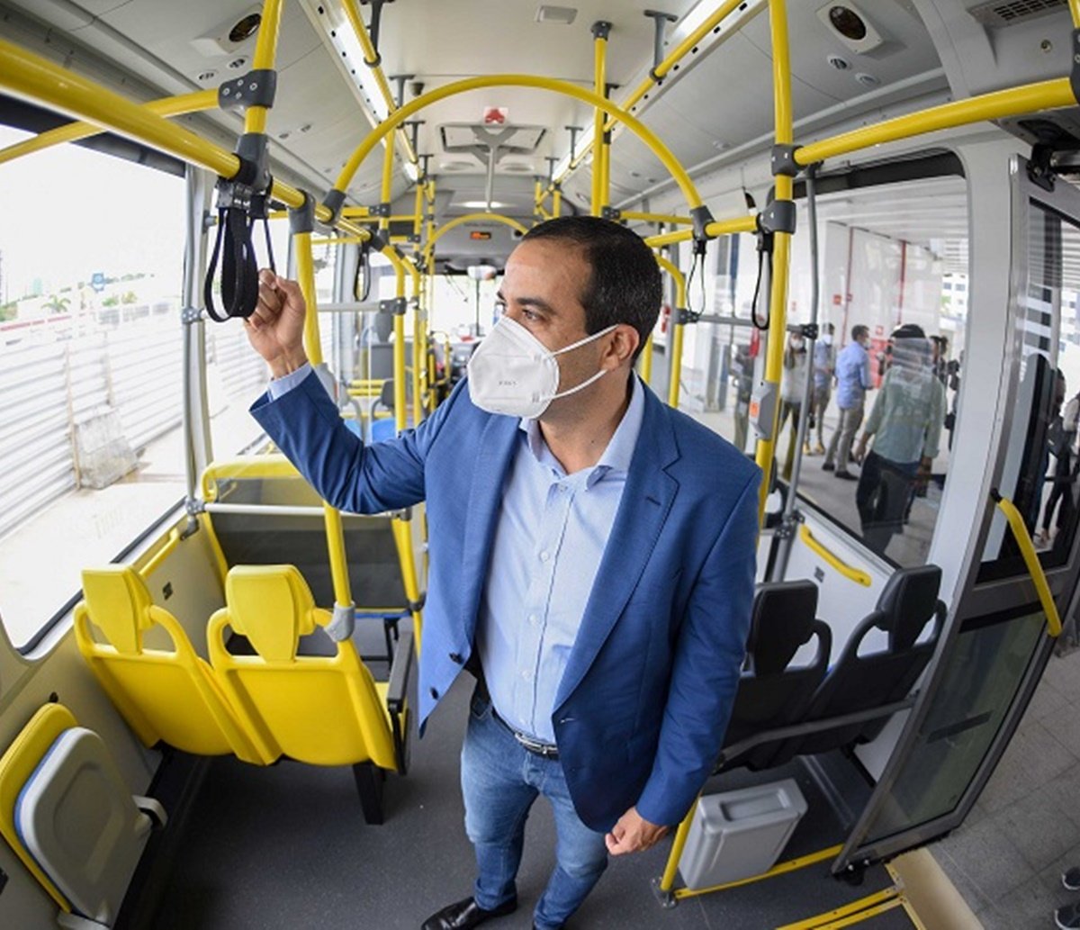 Bruno define limite para possível reajuste da tarifa dos ônibus em Salvador; prefeito já chegou a falar em R$ 5