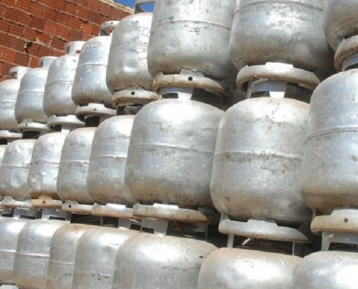 Congresso aprova verba para aux&iacute;lio g&aacute;s e fam&iacute;lias ser&atilde;o beneficiadas com o equivalente a 40% do pre&ccedil;o do botij&atilde;o