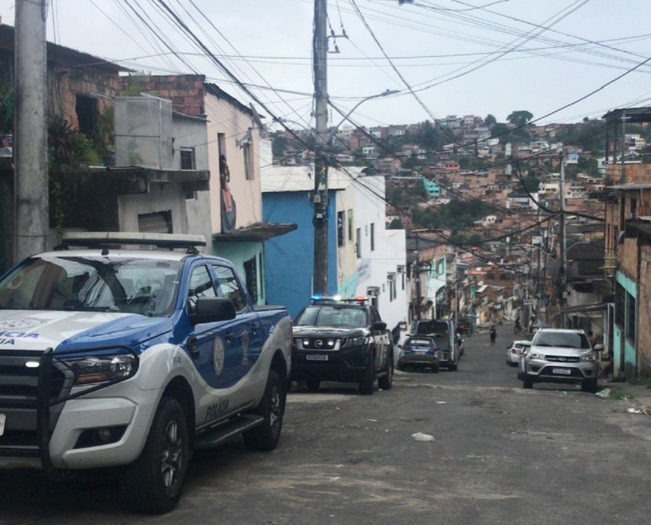 Guerra do BDM com o Ajeita motivou tentativa de chacina que deixou quatro feridos em Salvador; Polícia Civil apura 