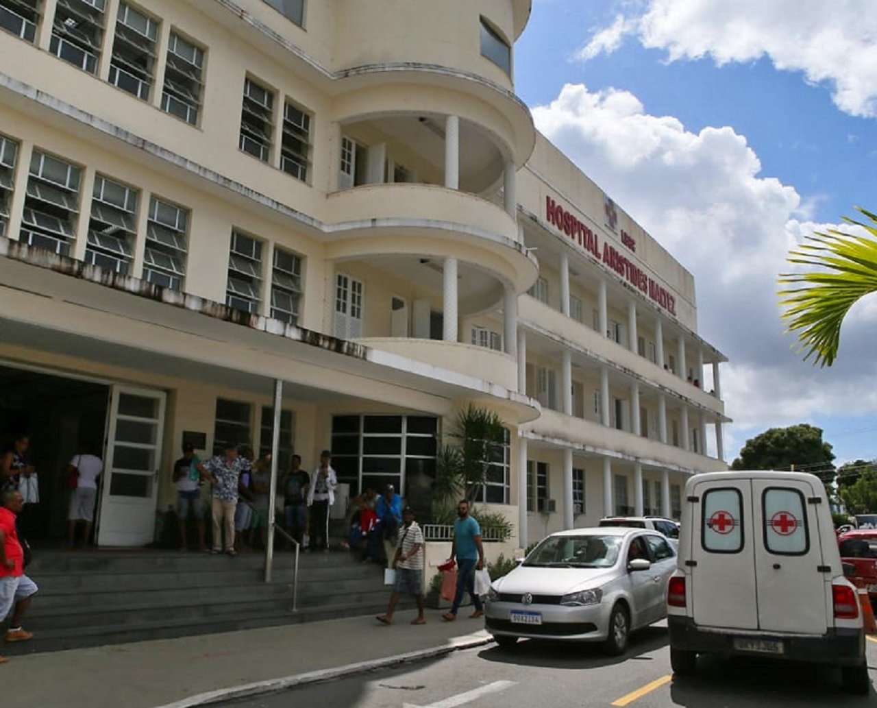 Ajude o Hospital Aristides Maltez a continuar ajudando a quem precisa; fique por dentro e faça sua doação