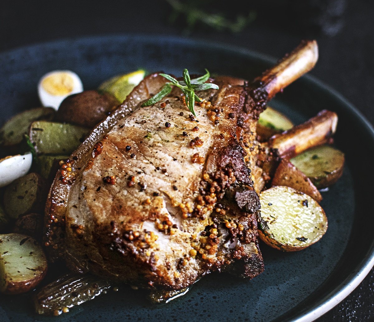 Você sabia? Mitos da carne de porco começaram com má interpretação da Bíblia; chef desmistifica e mostra prato delicioso