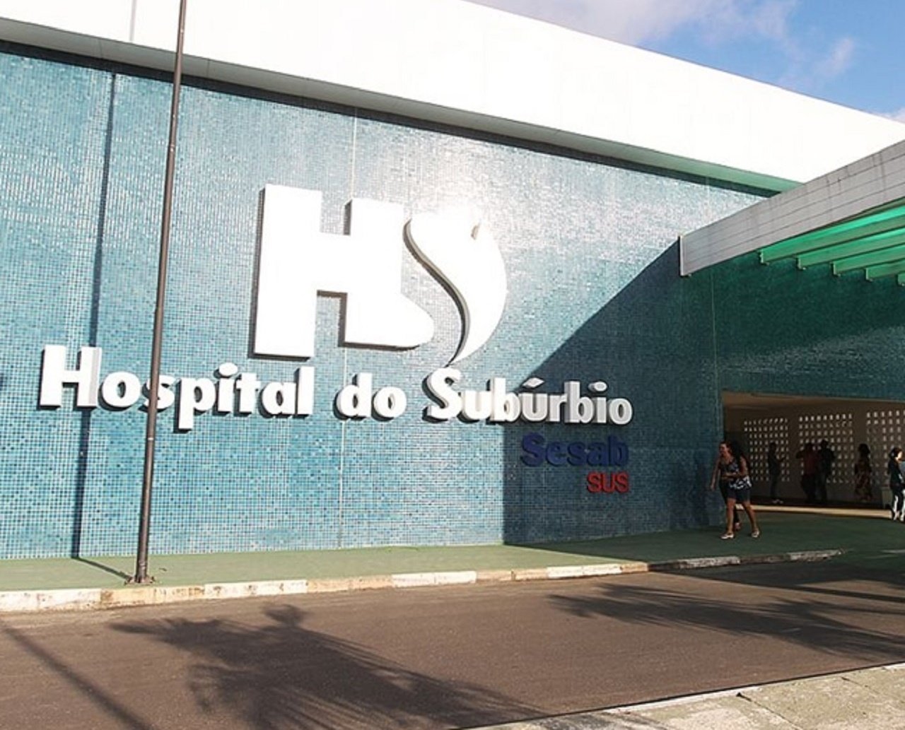 Homem de 47 anos é assassinado a tiros no bairro de Periperi, em Salvador; vítima chegou a ser levada para o hospital